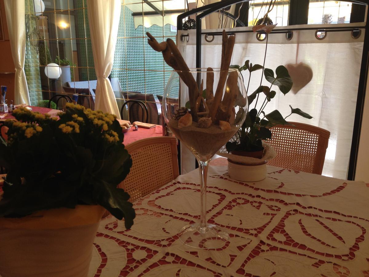 Albergo Glory Borghetto Santo Spirito Exterior photo