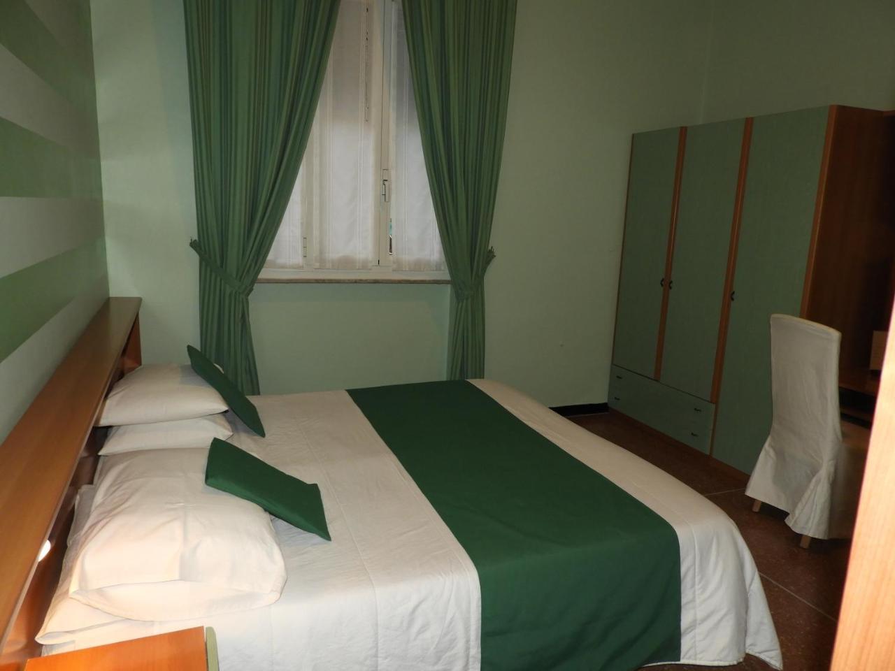 Albergo Glory Borghetto Santo Spirito Exterior photo